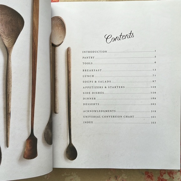 Magnolia Table Recipes Cookbook, Joanna Gaines, Home and Garden Cooking Baking - Picture 6 of 13